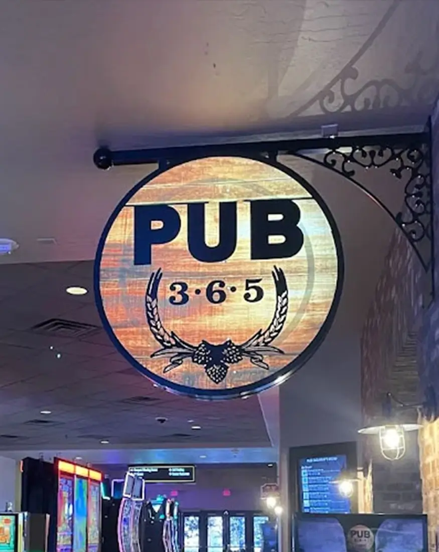 PUB 365 in Tuscany Suites and Casino
